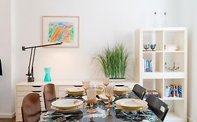 C92 - Rustic Two Bedrooms Apartment With Terrace