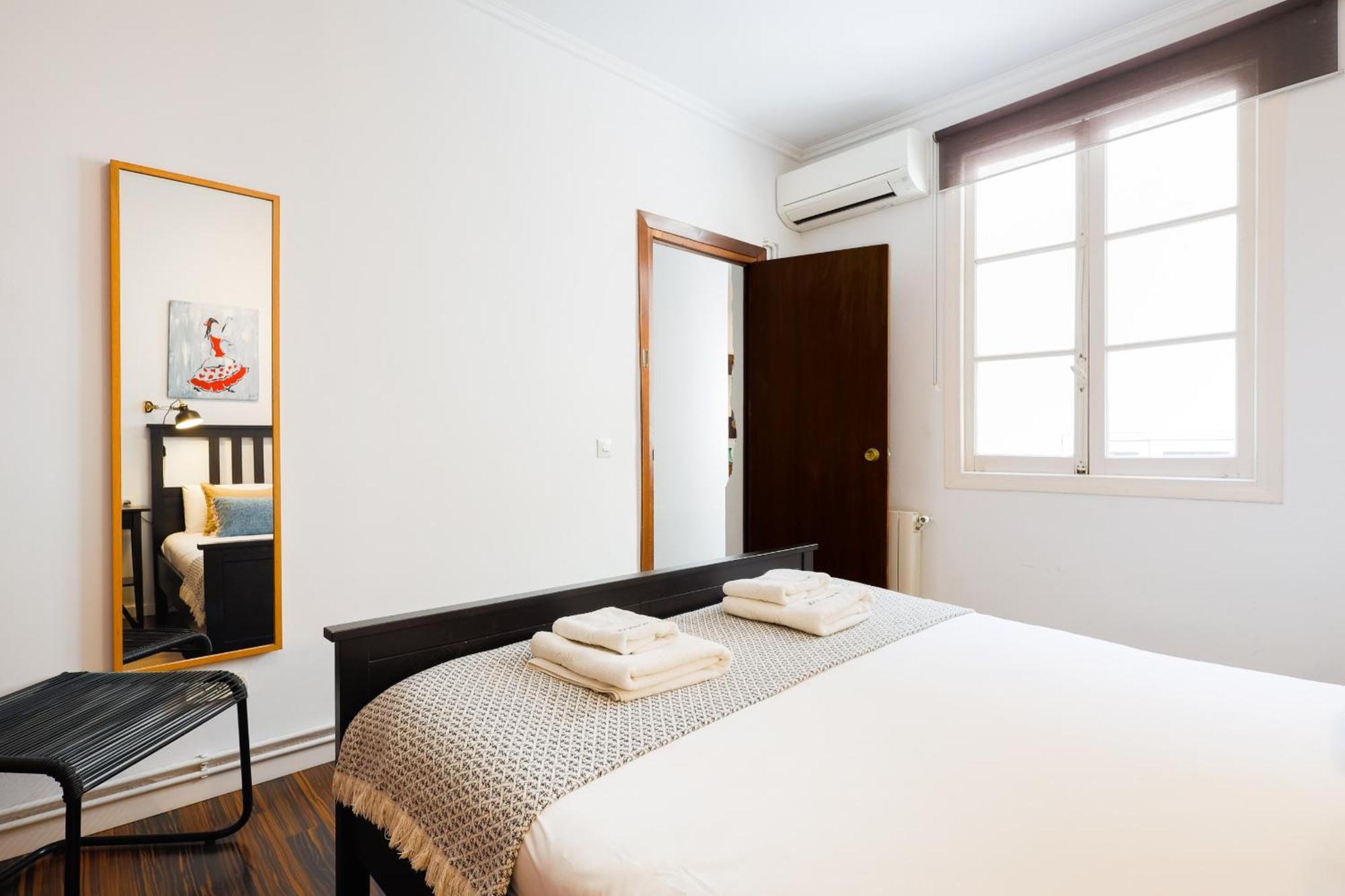 C92 - Rustic Two Bedrooms Apartment With Terrace Málaga Extérieur photo