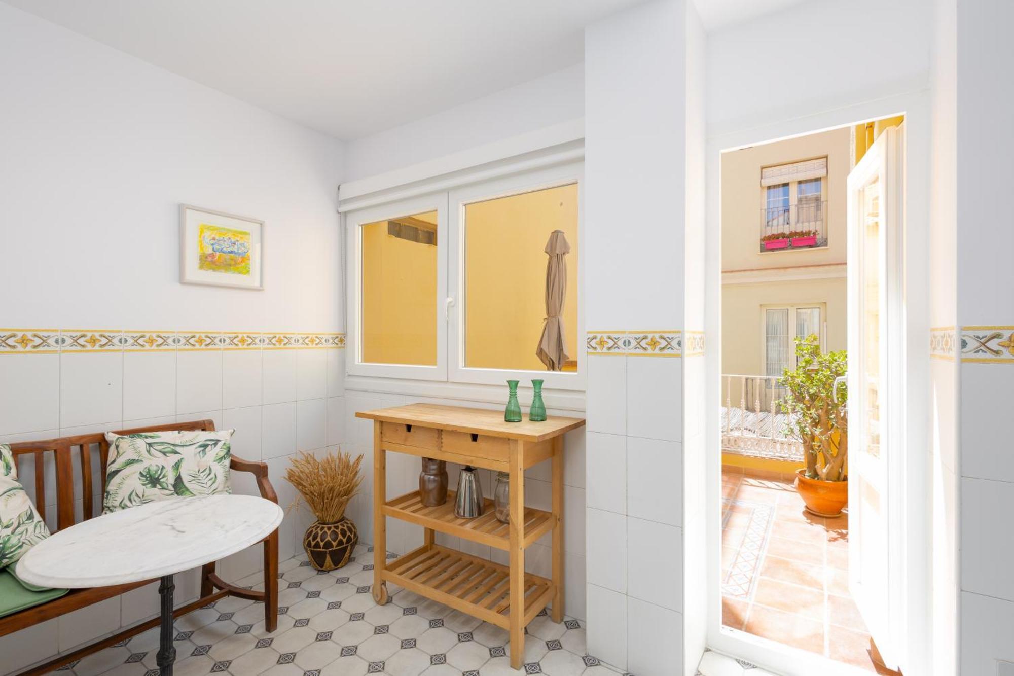 C92 - Rustic Two Bedrooms Apartment With Terrace Málaga Extérieur photo